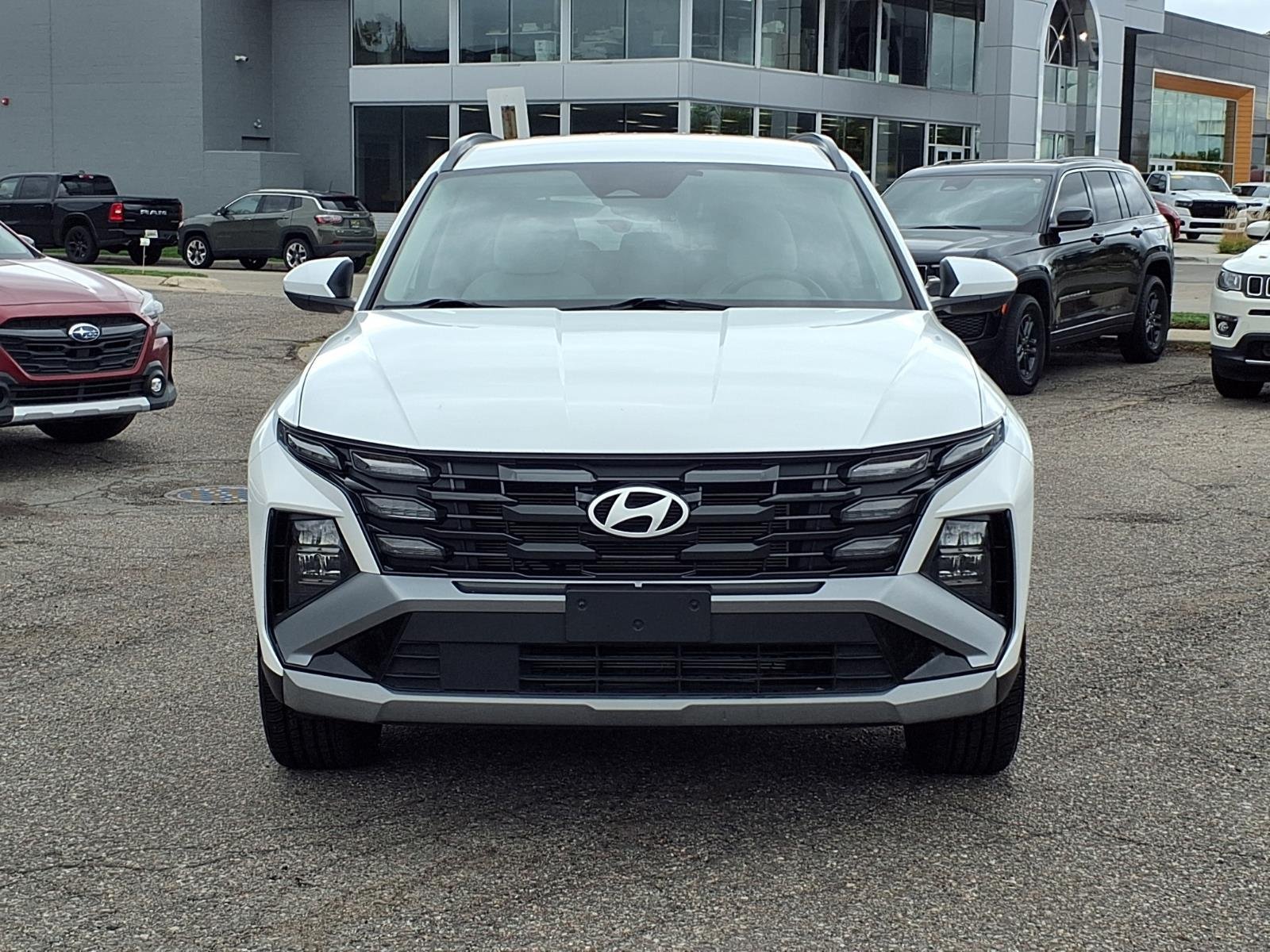 Used 2025 Hyundai Tucson SEL AWD/4WD image 24