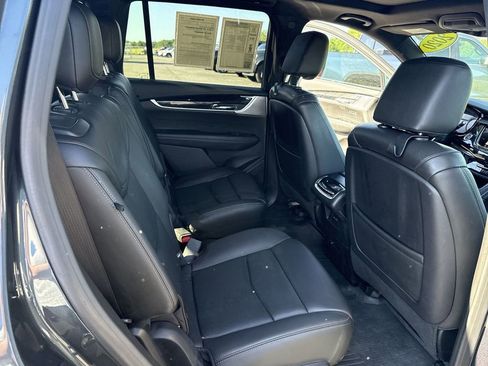 Certified 2020 Cadillac XT6 Premium Luxury FWD image 34
