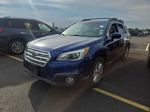 Used 2017 Subaru Outback 2.5i Premium AWD/4WD image 1