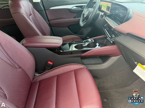 Used 2025 Buick Envision Sport Touring image 30