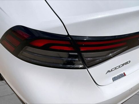 Used 2023 Honda Accord Touring image 28