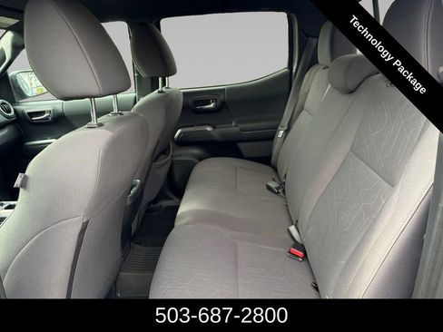 Used 2019 Toyota Tacoma TRD Off-Road w/ Technology Package image 14