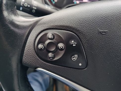 Used 2015 Chevrolet Impala LTZ image 32