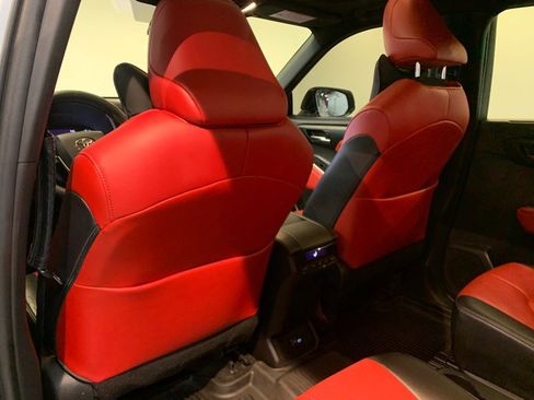 Used 2023 Toyota Highlander XSE image 37