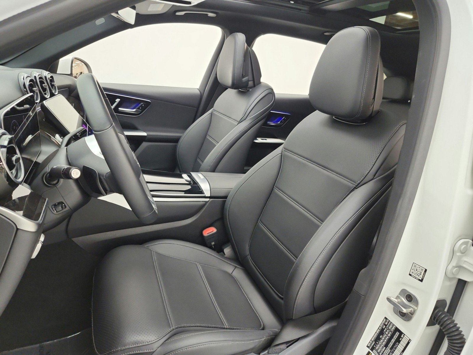 Certified 2026 Mercedes-Benz GLC 300 4MATIC image 15