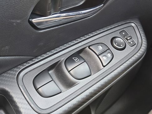 New 2025 Nissan Versa SV w/ Trunk Package image 20