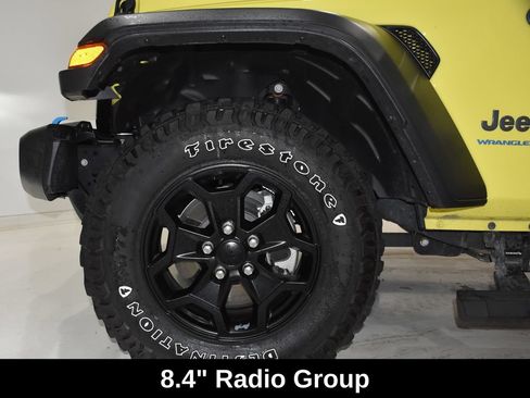 Used 2023 Jeep Wrangler Unlimited w/ Cold Weather Group AWD/4WD image 8