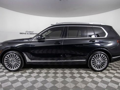 Used 2024 BMW X7 xDrive40i w/ Parking Assistance Package image 9