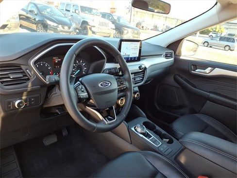 Used 2021 Ford Escape SEL image 10