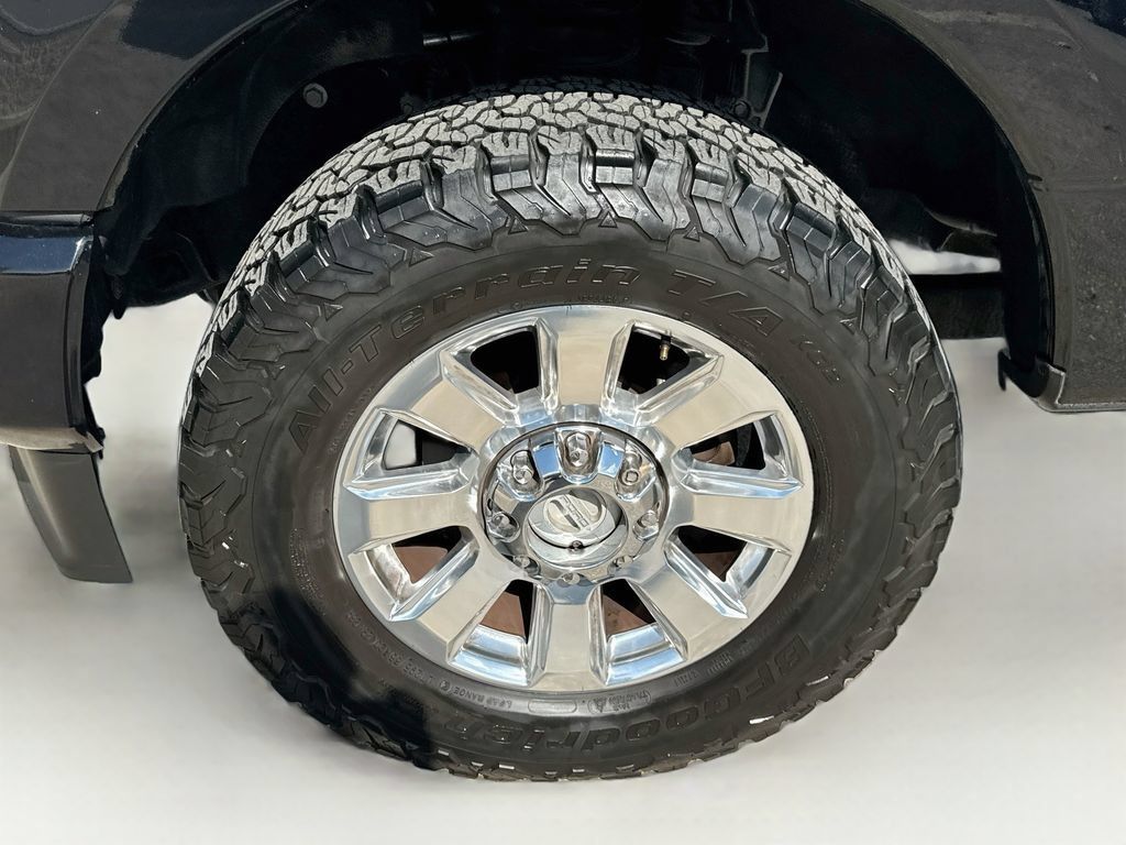 Used 2021 Ford F250 Platinum w/ FX4 Off-Road Package AWD/4WD image 38