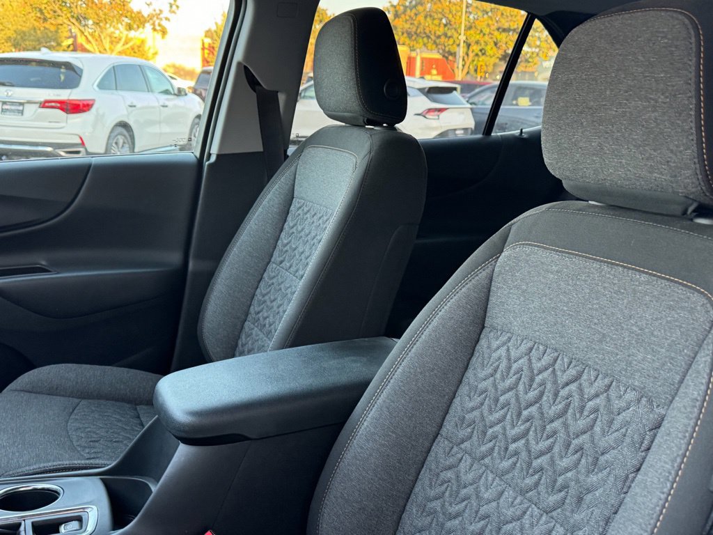Used 2024 Chevrolet Equinox LT AWD/4WD image 15