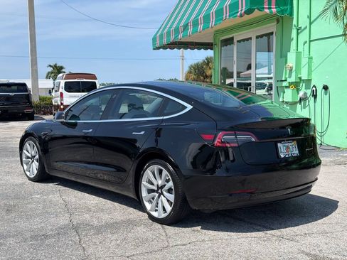 Used 2018 Tesla Model 3 Long Range AWD/4WD image 3