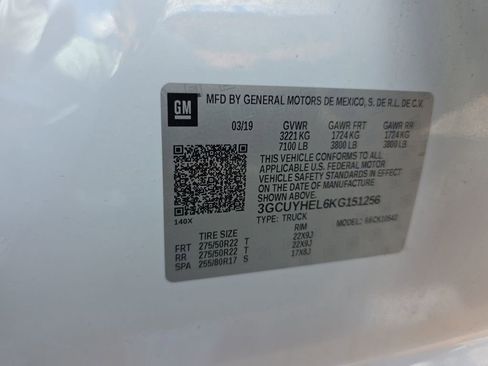 Used 2019 Chevrolet Silverado 1500 High Country w/ Technology Package image 34