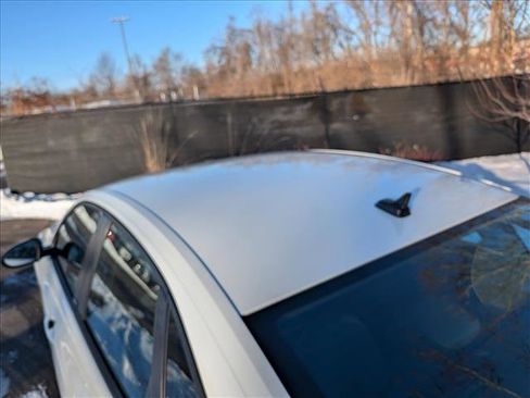 Certified 2023 Volkswagen Jetta Sport image 20