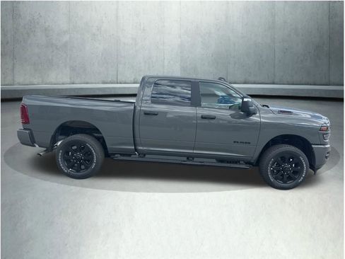 New 2026 RAM 2500 Big Horn AWD/4WD image 6