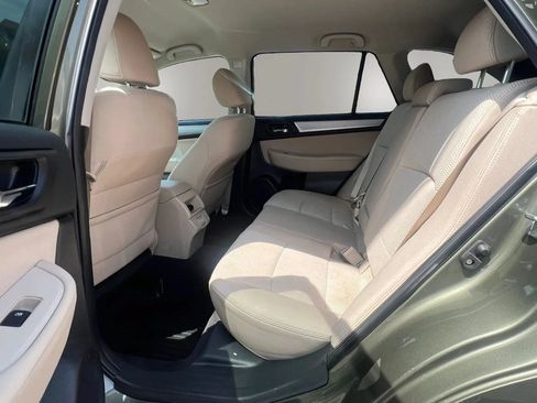 Used 2018 Subaru Outback 2.5i Premium AWD/4WD image 27