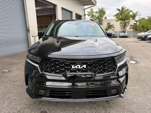 Used 2023 Kia Sorento SX FWD image 2
