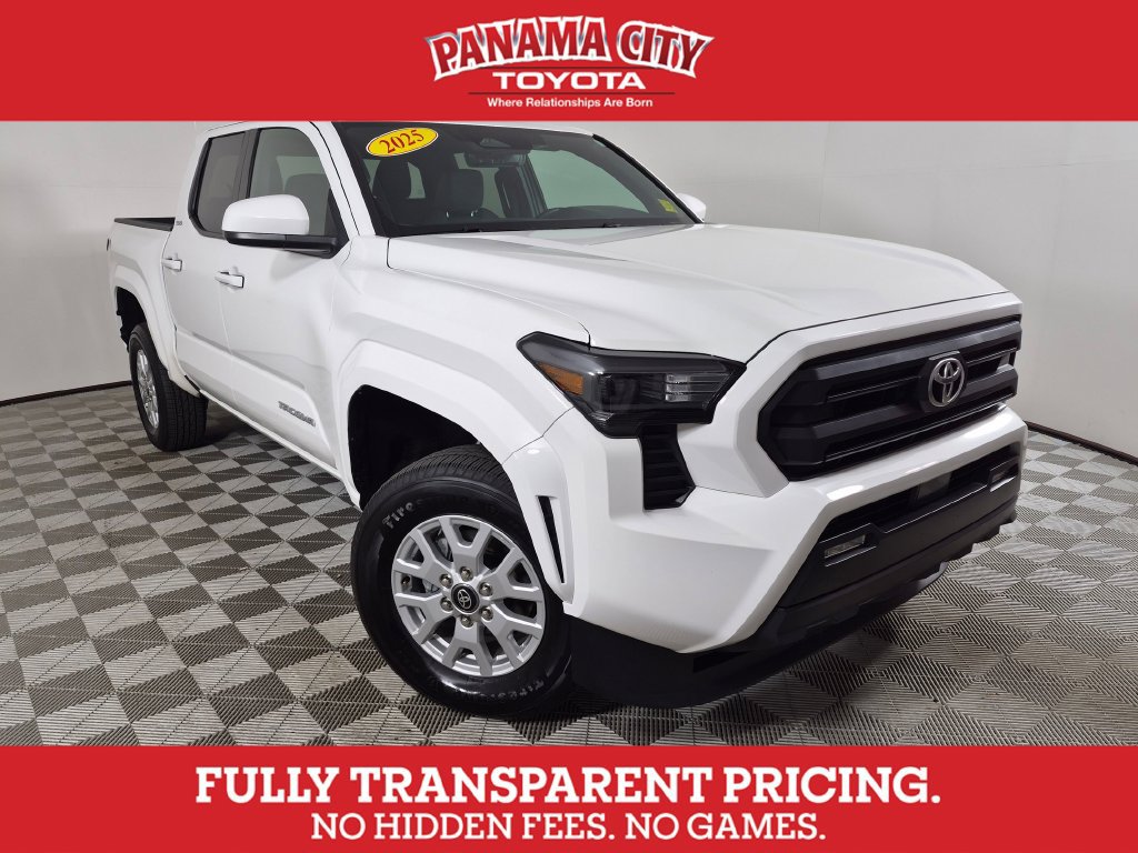 Used 2025 Toyota Tacoma SR5 AWD/4WD image 1