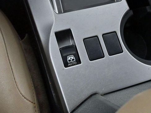 Used 2016 Toyota 4Runner Limited AWD/4WD image 20