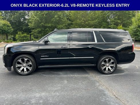 Used 2019 GMC Yukon XL Denali w/ Denali Ultimate Package AWD/4WD image 14