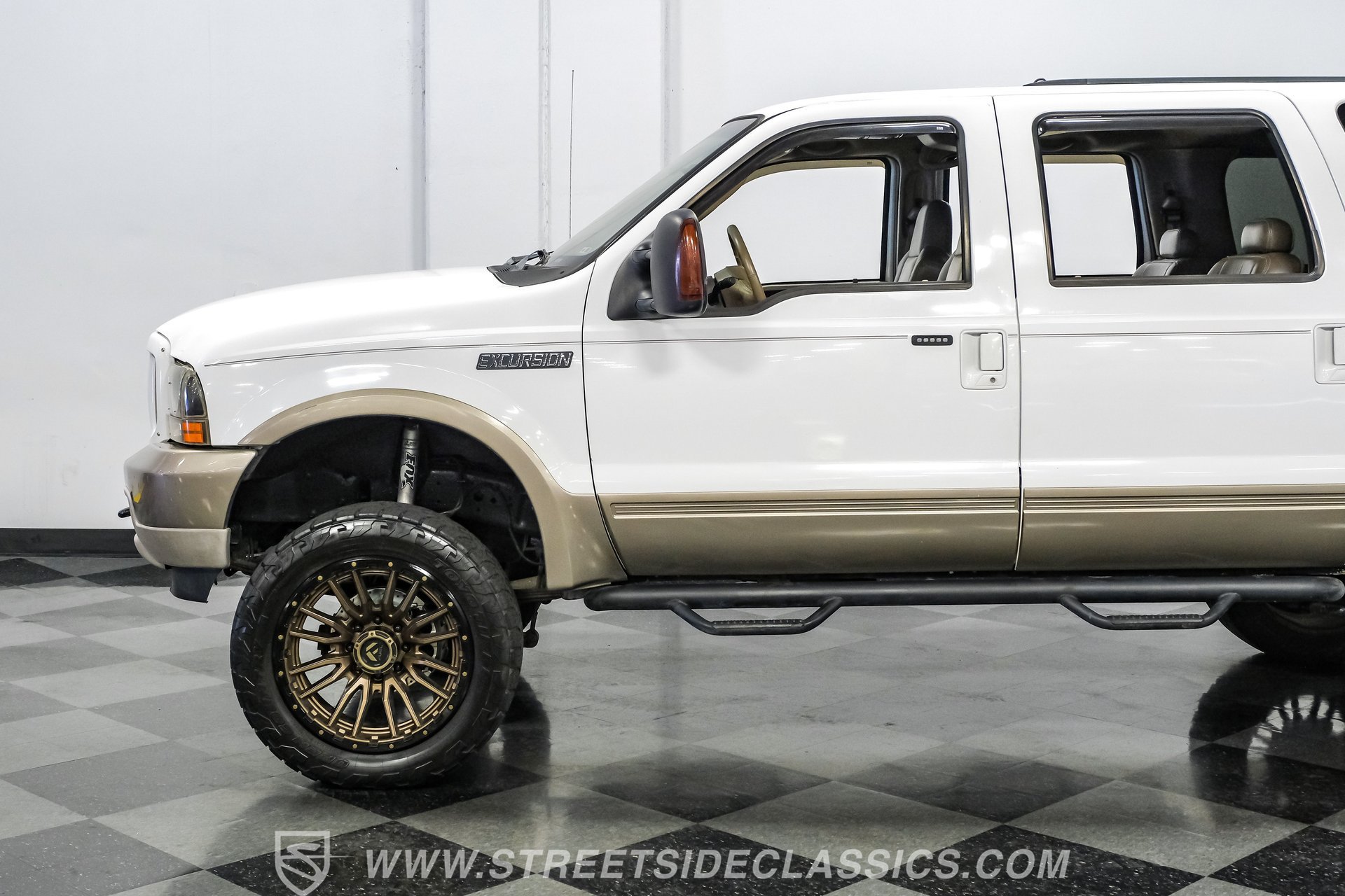 Used 2004 Ford Excursion Eddie Bauer AWD/4WD image 23