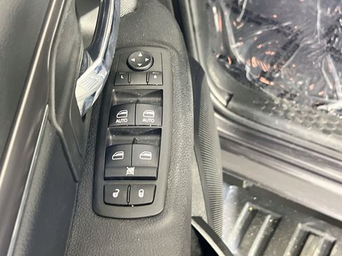 Used 2021 RAM 1500 Warlock w/ Electronics Group AWD/4WD image 17