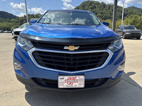 Used 2019 Chevrolet Equinox LT w/ LT Appearance Package FWD image 2