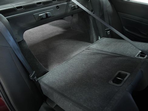 Used 2024 Nissan Altima 2.5 SV image 14