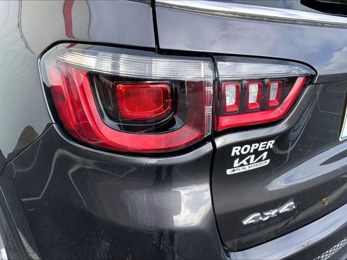 Used 2023 Jeep Compass Latitude w/ Convenience Group image 28