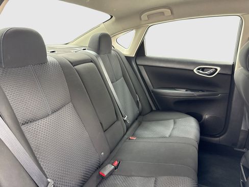 Used 2018 Nissan Sentra SR w/ SR Midnight Edition Package FWD image 43