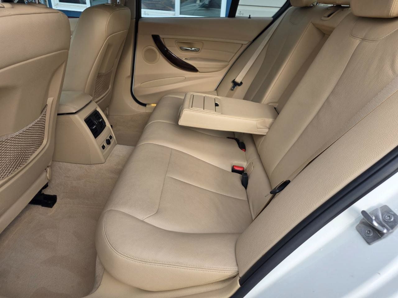 Used 2014 BMW 328d xDrive Sedan AWD/4WD image 28