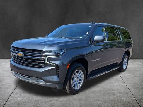 Used 2021 Chevrolet Suburban LT RWD image 8