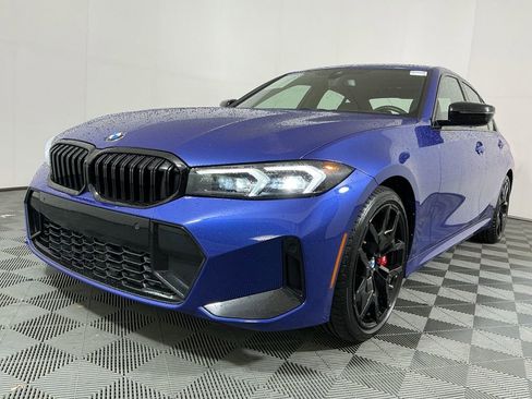 Certified 2025 BMW 330i Sedan w/ M Sport Package RWD image 2