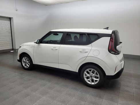 Used 2025 Kia Soul S image 3