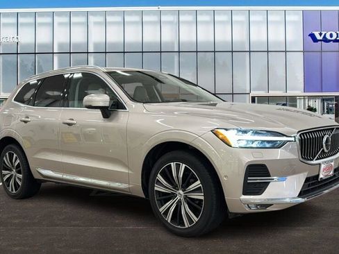 Used 2023 Volvo XC60 B5 Plus w/ Climate Package image 1