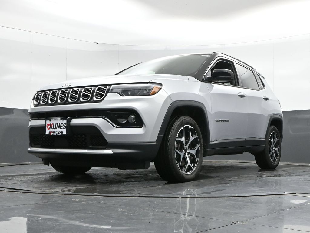 Used 2025 Jeep Compass Limited AWD/4WD image 46