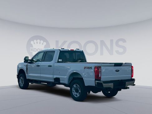 New 2026 Ford F250 XLT w/ FX4 Off-Road Package image 4