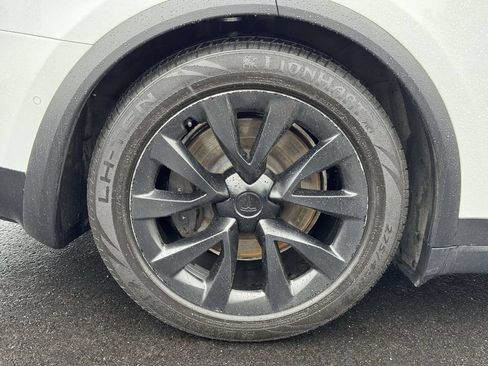 Used 2022 Tesla Model X AWD/4WD image 27