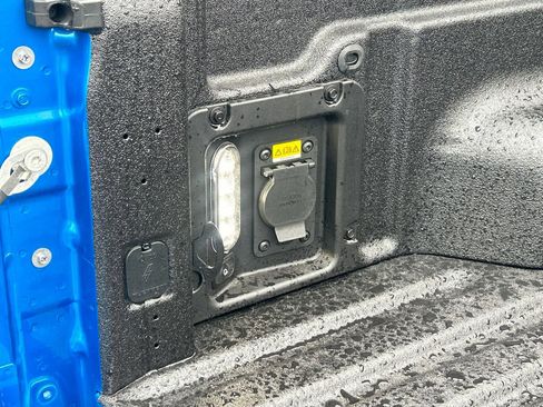 New 2025 Ford Maverick XLT w/ XLT Luxury Package image 7