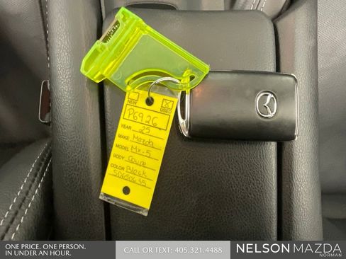 Used 2025 MAZDA MX-5 Miata RF Grand Touring image 39