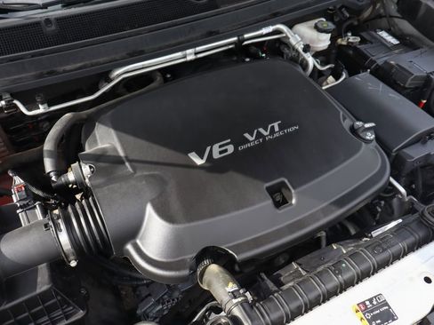 Used 2019 Chevrolet Colorado LT RWD image 14