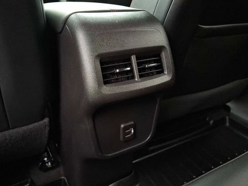 Used 2023 Chevrolet Equinox RS image 12