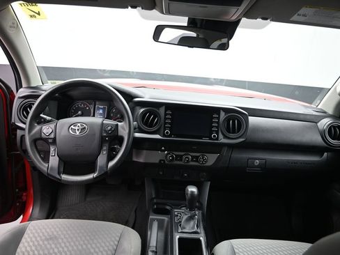 Used 2022 Toyota Tacoma SR w/ SR Convenience Package RWD image 19