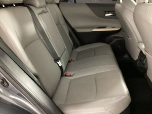Used 2021 Toyota Venza Limited AWD/4WD image 22