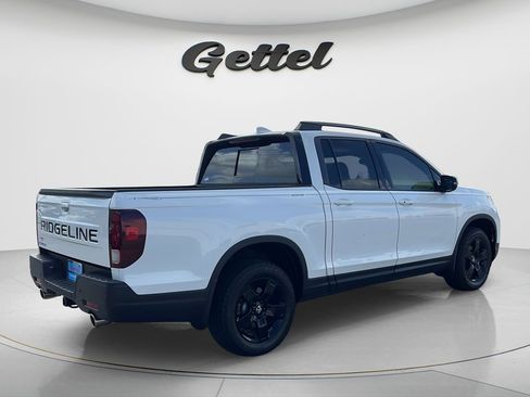 Used 2025 Honda Ridgeline Black Edition image 5
