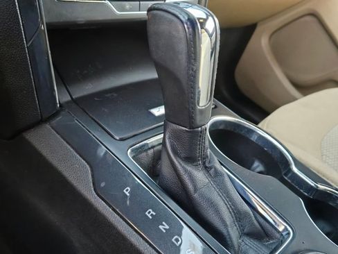 Used 2017 Ford Explorer XLT w/ Equipment Group 201A image 18