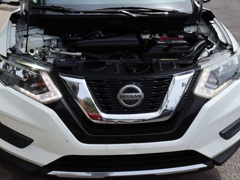 Used 2019 Nissan Rogue SV FWD image 58