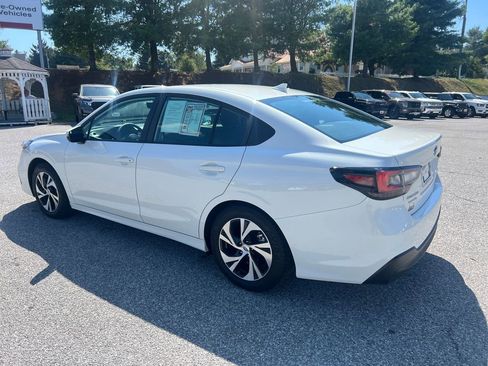 Used 2023 Subaru Legacy Premium image 3