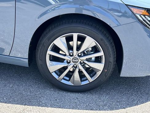 New 2026 Nissan Sentra SL w/ Floor Mat Package FWD image 9