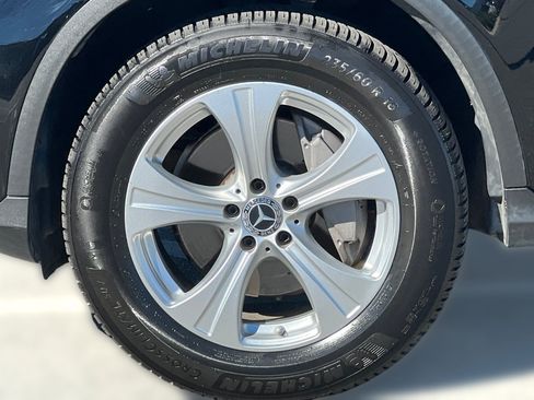 Certified 2018 Mercedes-Benz GLC 300 4MATIC image 12